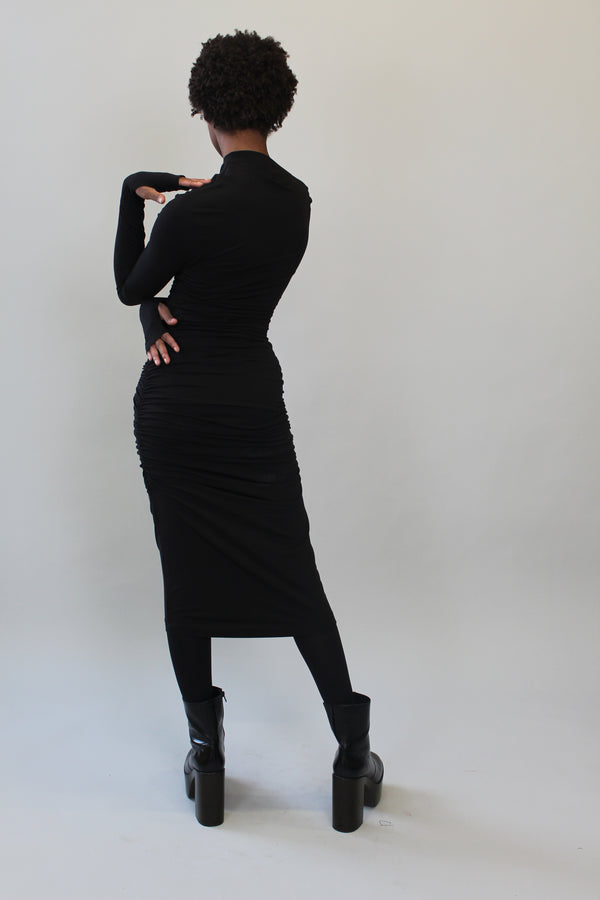 Pull Dress